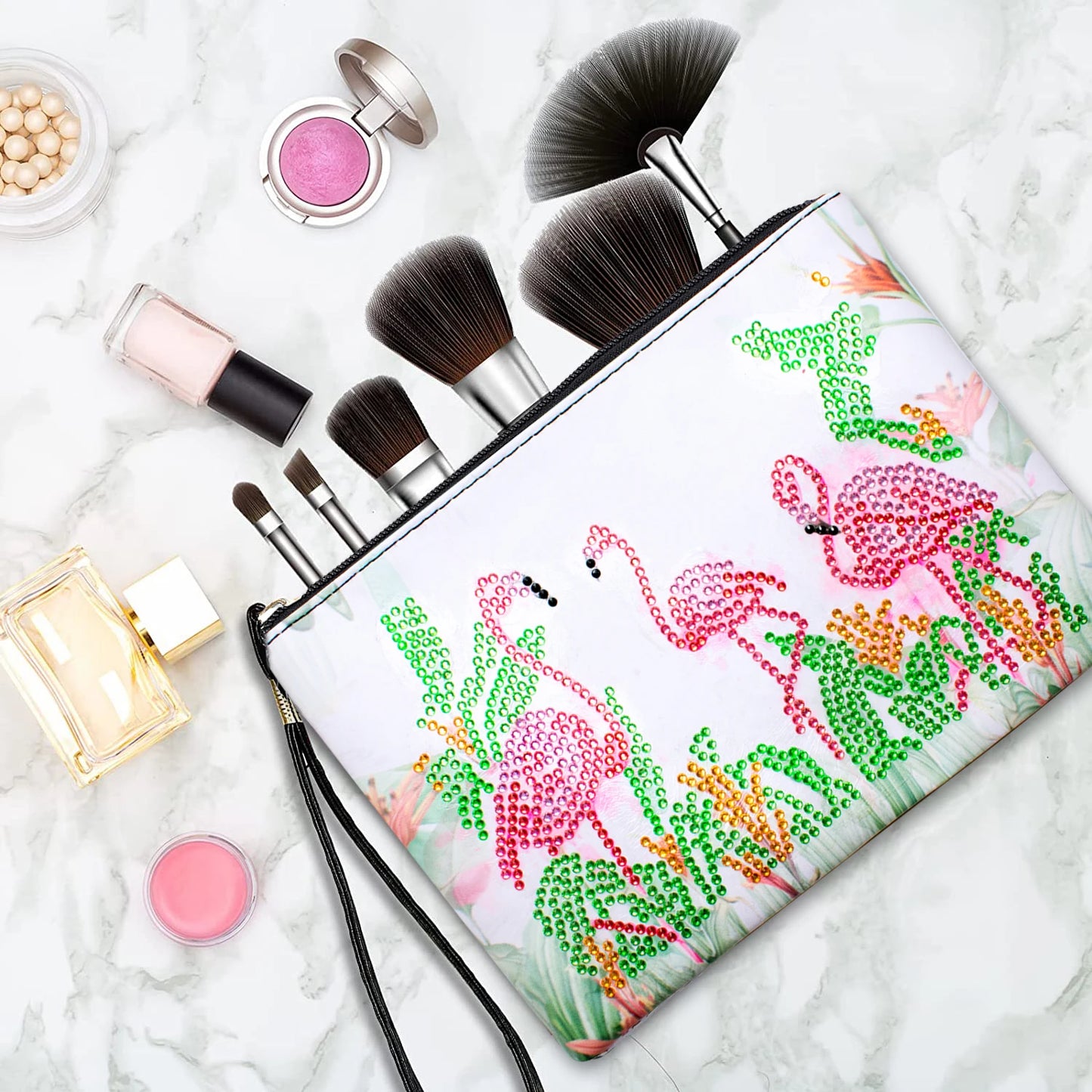 Pintura Terapêutica com Diamantes - Bolsa Flamingos  - Tela 100% Preenchida